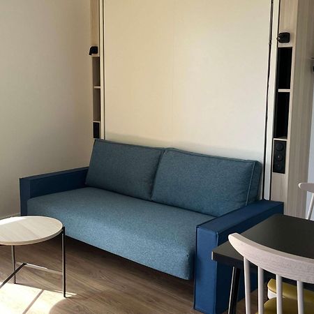 Aparthotel Adagio Access Porte De Camargue 생마르탱드크로 외부 사진
