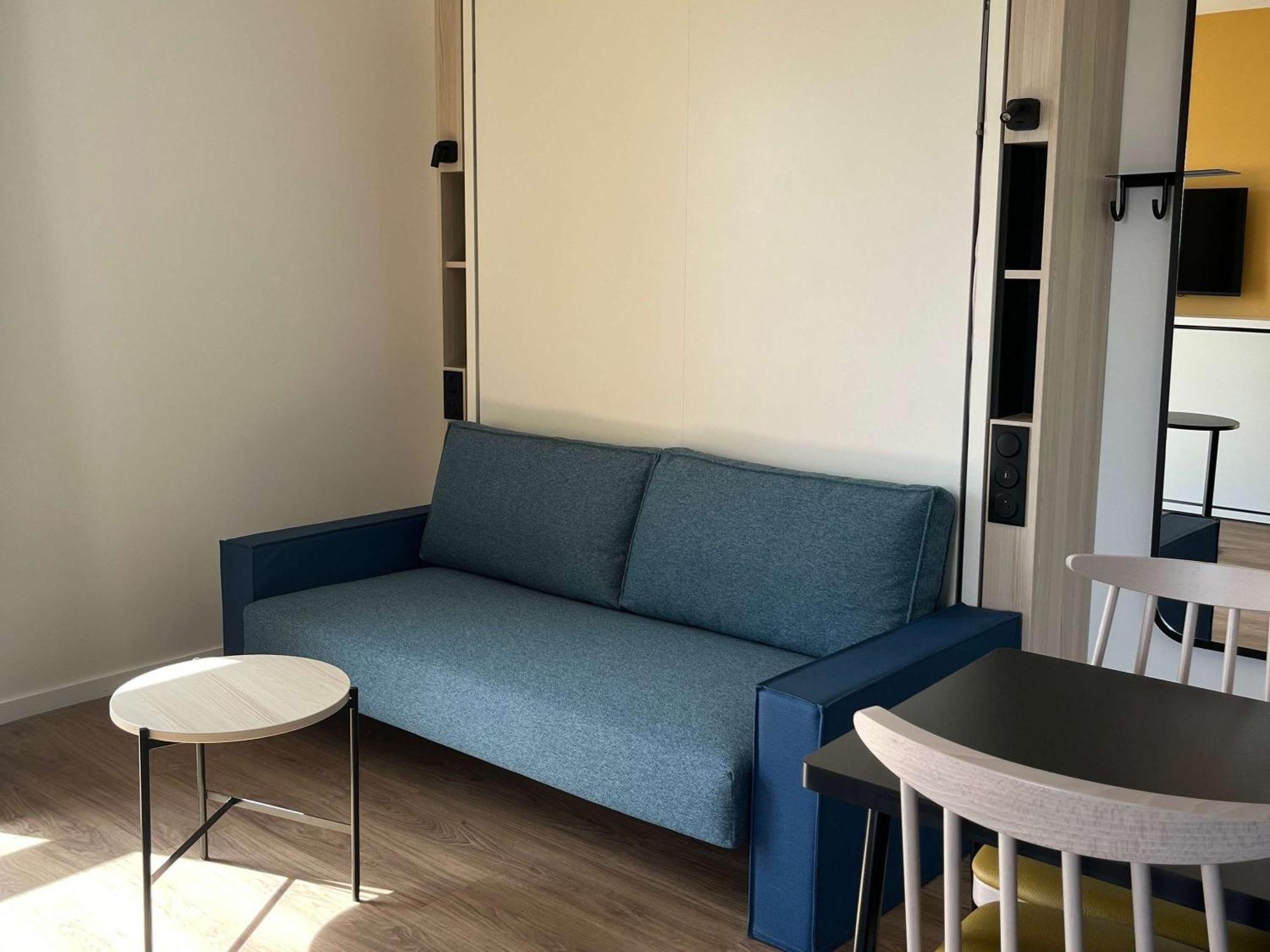 Aparthotel Adagio Access Porte De Camargue 생마르탱드크로 외부 사진