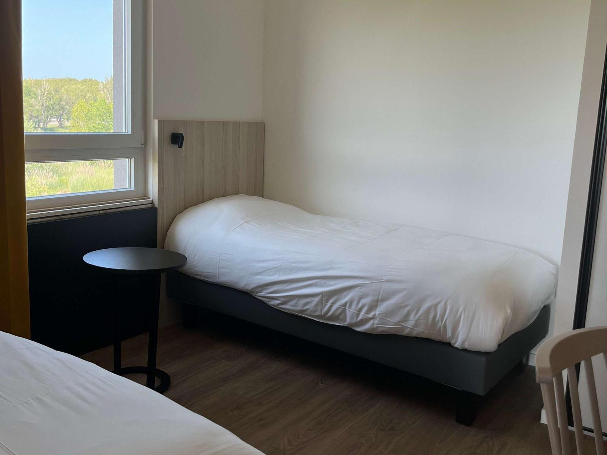 Aparthotel Adagio Access Porte De Camargue 생마르탱드크로 외부 사진